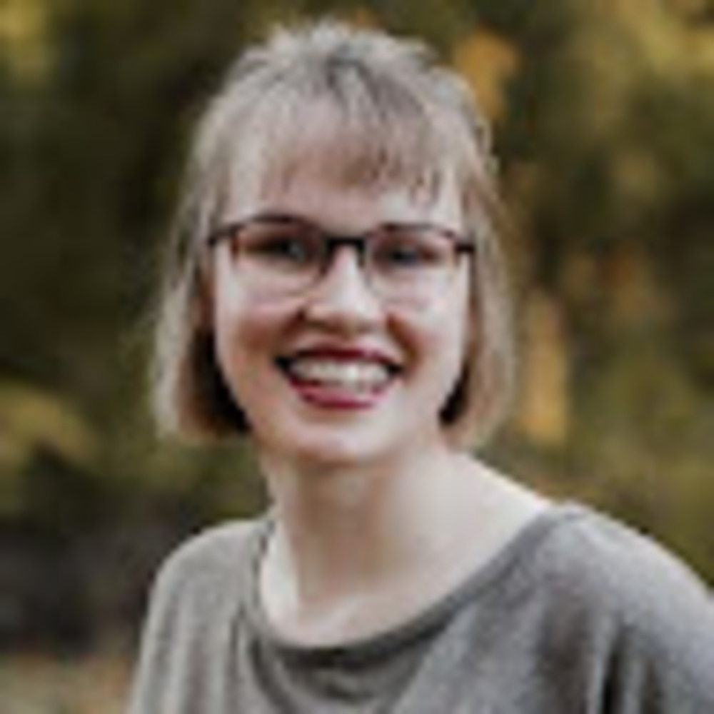 Meet your Posher, Rhianne